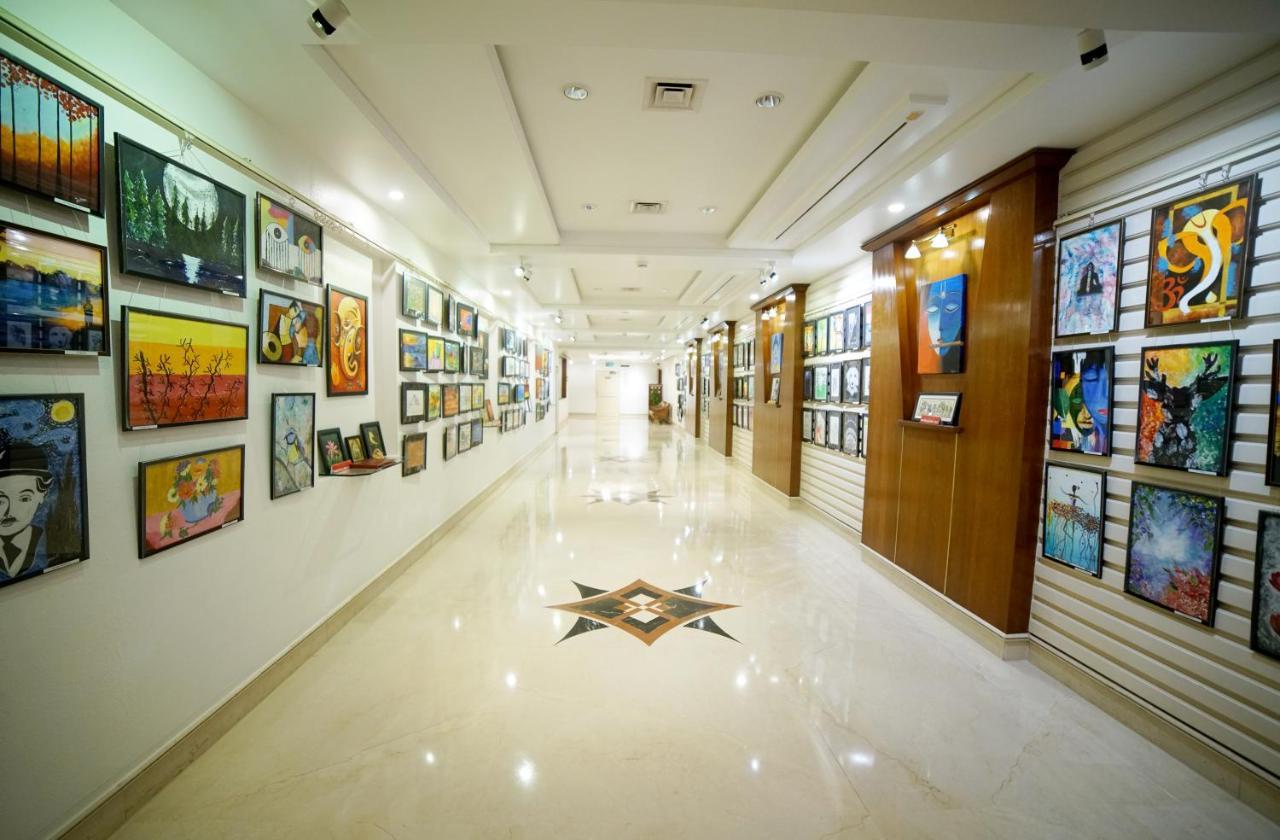 Hotel Kohinoor Continental,Airport Мумбаи Экстерьер фото