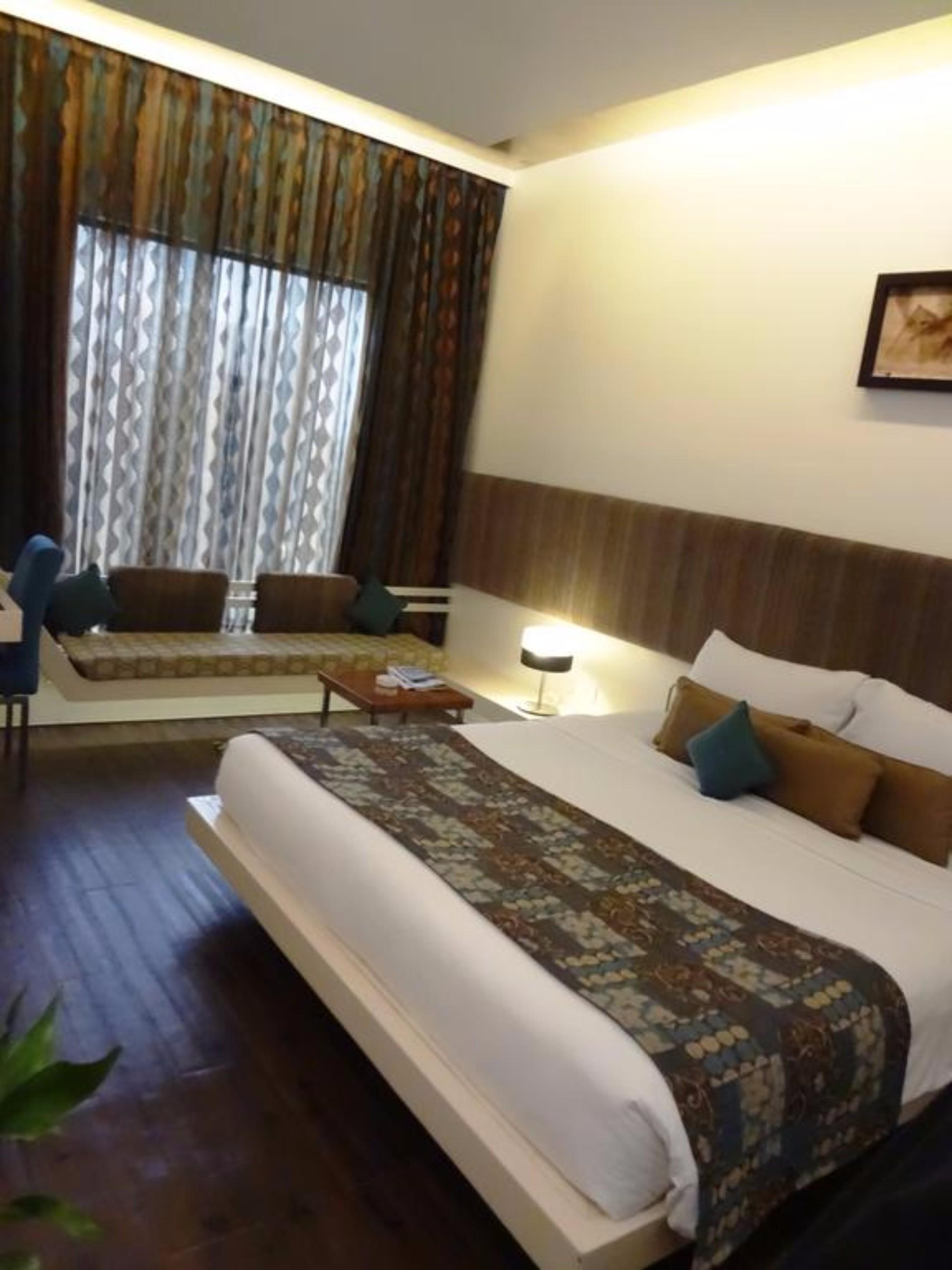 Hotel Kohinoor Continental,Airport Мумбаи Экстерьер фото