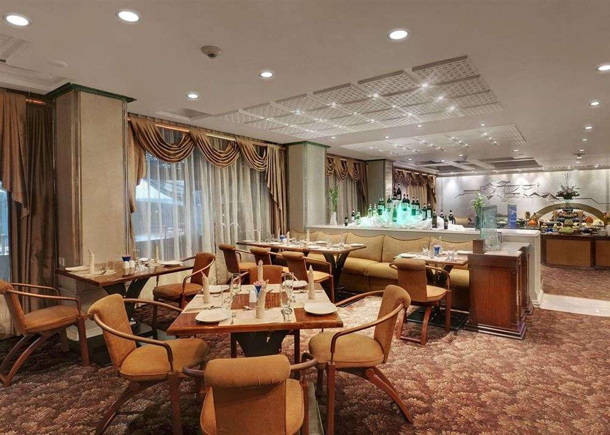 Hotel Kohinoor Continental,Airport Мумбаи Экстерьер фото