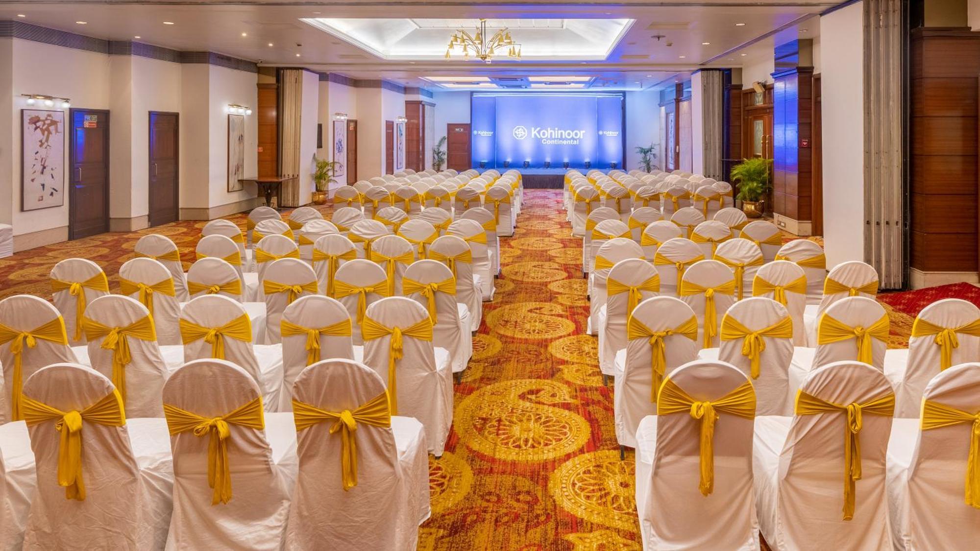 Hotel Kohinoor Continental,Airport Мумбаи Экстерьер фото