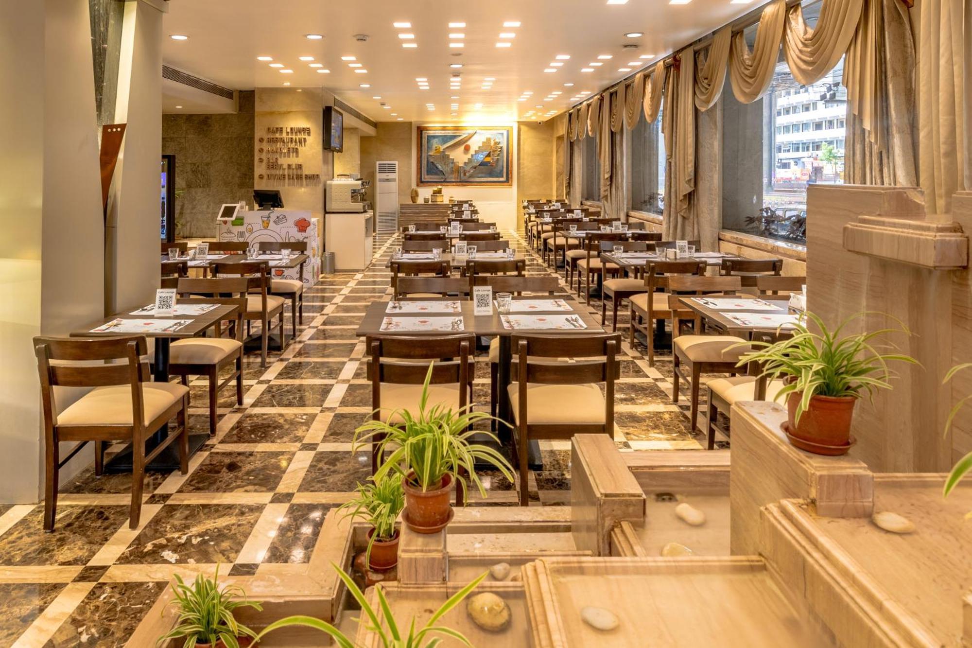 Hotel Kohinoor Continental,Airport Мумбаи Экстерьер фото