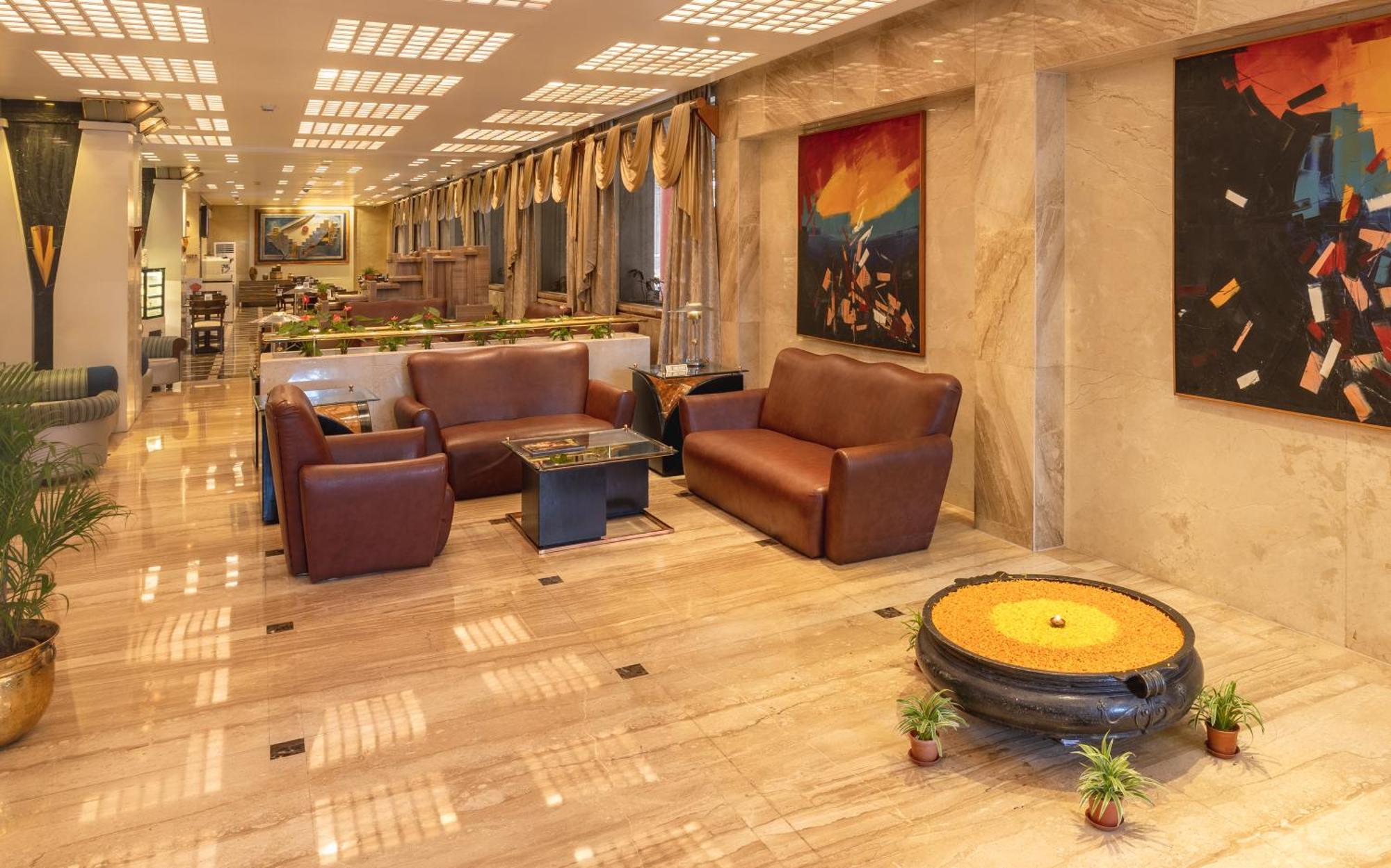 Hotel Kohinoor Continental,Airport Мумбаи Экстерьер фото