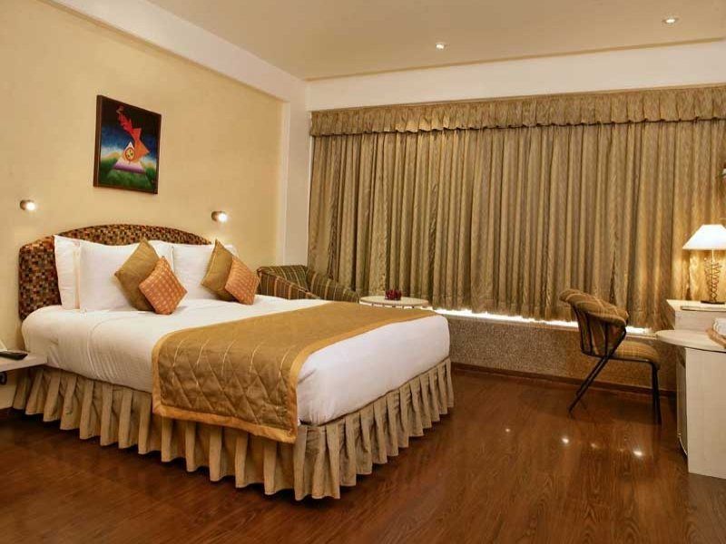 Hotel Kohinoor Continental,Airport Мумбаи Экстерьер фото